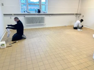 Enlèvement de moquette et rénovation de carrelage 05